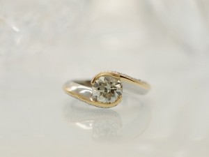 婚約指輪、エンゲージリング、ジュエリーリフォーム、フルオーダーメイド、ダイヤモンド、コンビジュエリー