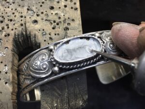 ブルガリ BVLGARI ビーゼロワン B-ZERO1 パヴェダイヤリング k18 イエローゴールド リングカット ジュエリー 修理 ブルガリ BVLGARI ビーゼロワン B-ZERO1 パヴェダイヤリング k18 イエローゴールド リングカット ジュエリー 修理