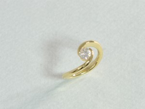 婚約指輪、エンゲージリング、ウエディング、ダイヤモンド、ｋ１８、イエローゴールド、フルオーダーメイド、３EX、ハート&キューピッド、枠代総額約12万