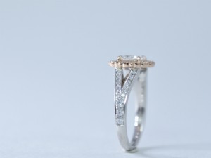 エンゲージリフォーム、ダイヤモンド、旧枠、古いデザイン、フルオーダーメイドジュエリ―、婚約指輪