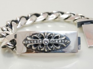 大阪　なんば　ミナミ　工房併設ジュエリー店　ハンドメイド　カスタム　ChromeHearts クロムハーツ　フローラルクロス　IDブレスレット　ダイヤパヴェ　アフターダイヤ　カスタム前